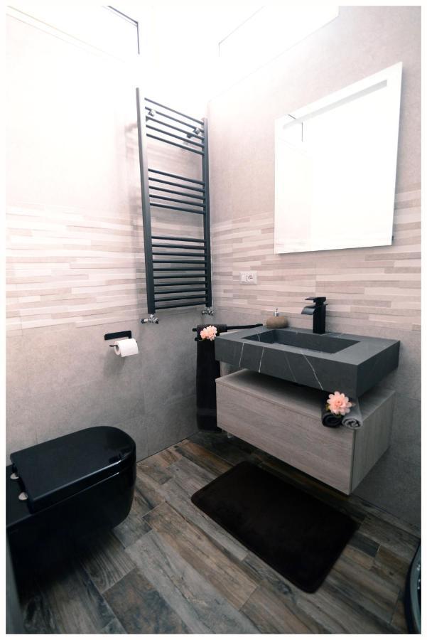 Il Villino Apartments Бари Экстерьер фото